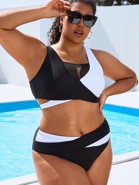 Plus-Size Black & White Colorblock Bikini Set